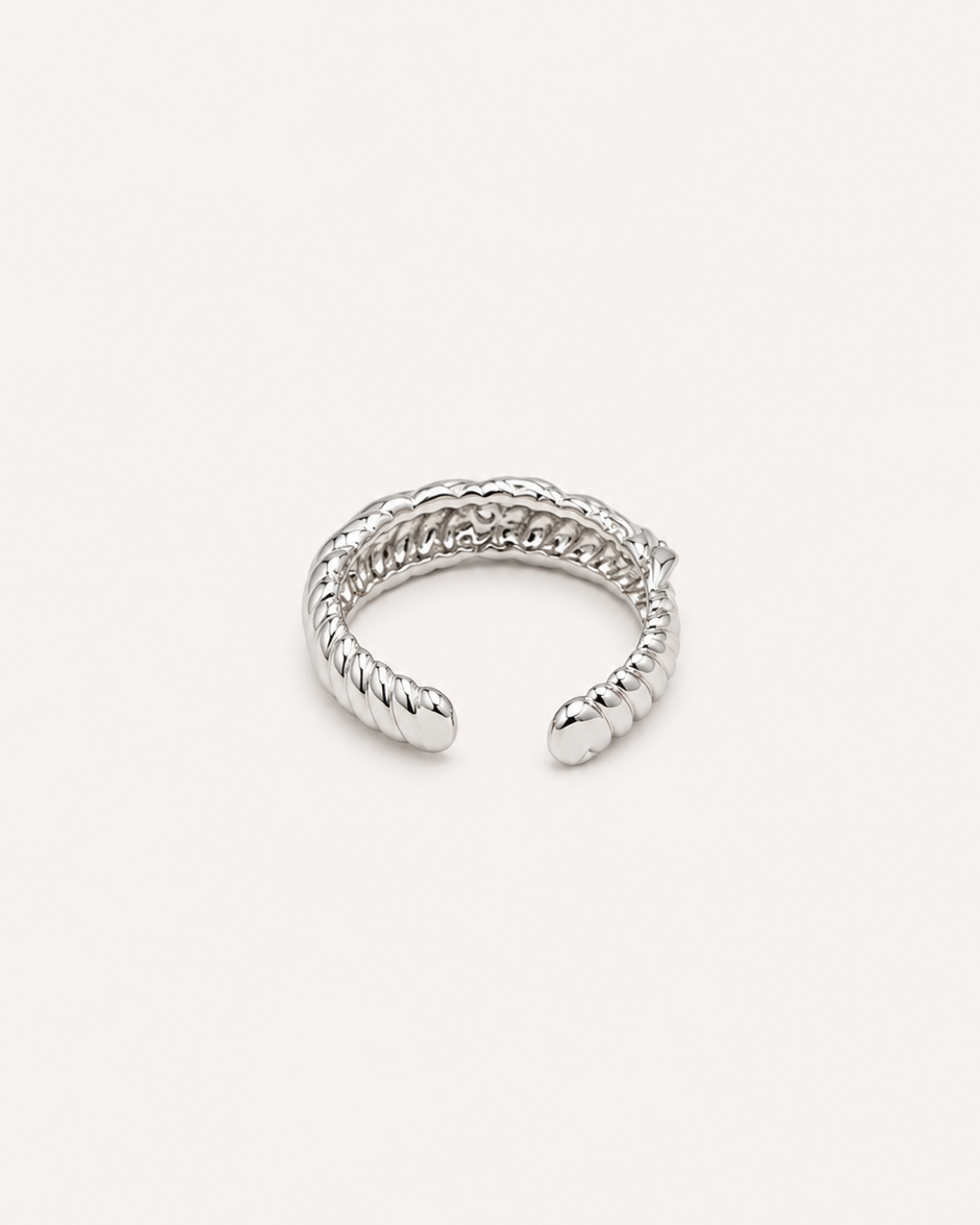 Bague Tressée Élégance Argentée